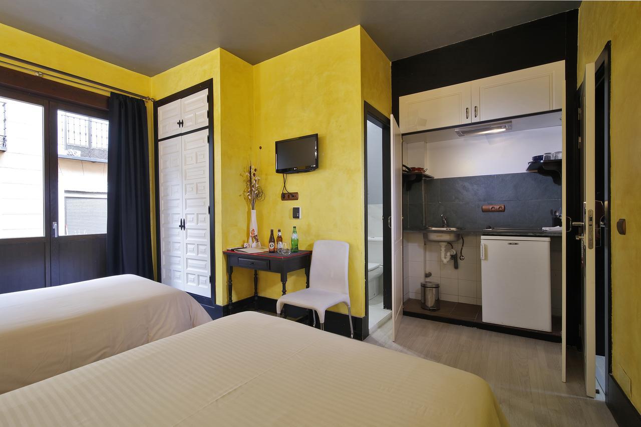 Apartamentos El Tiempo Madrid Esterno foto