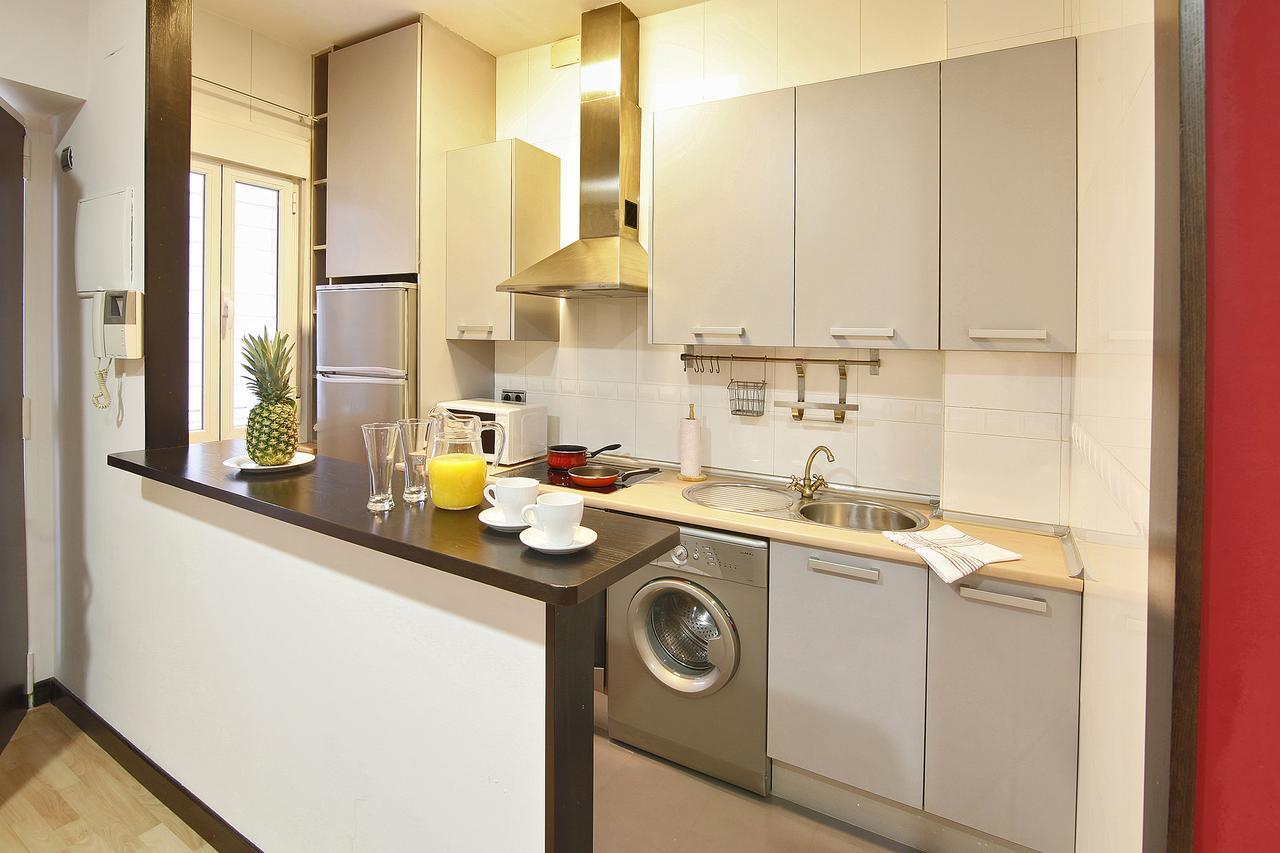Apartamentos El Tiempo Madrid Esterno foto