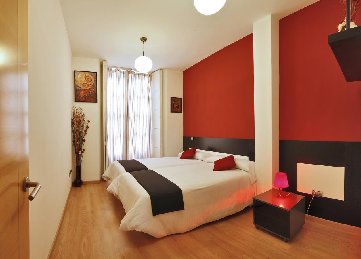 Apartamentos El Tiempo Madrid Esterno foto